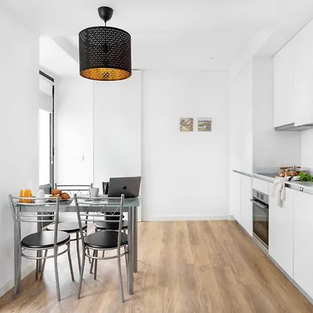 Altido Modern Self-check In Studio In Estrela Apartment